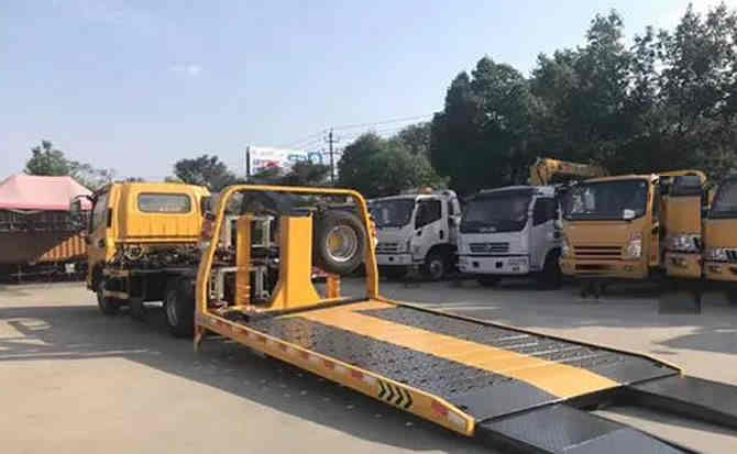 依兰汽车中途维修案例