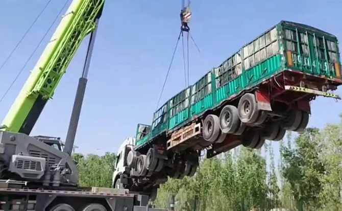 依兰道路脱困救援案例